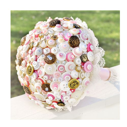 DIY Heirloom Button Bouquet