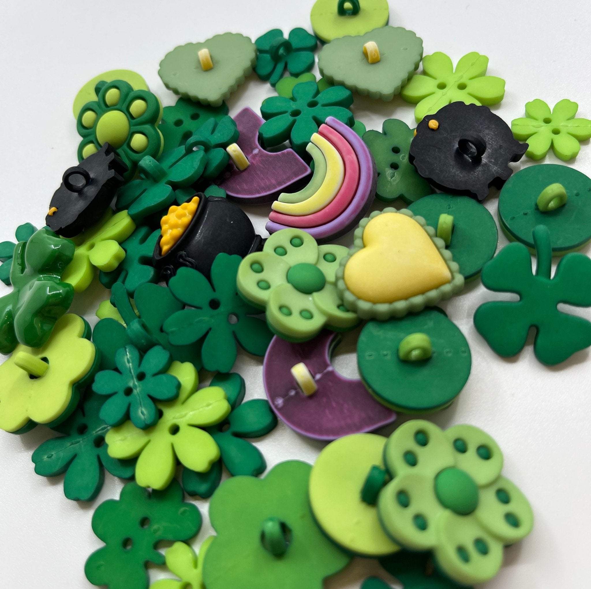 St. Patrick's Day Novelty Button Assortment - Buttons Galore and More