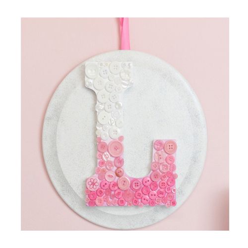 DIY Blushing Ombre Button “L” Wall Accent