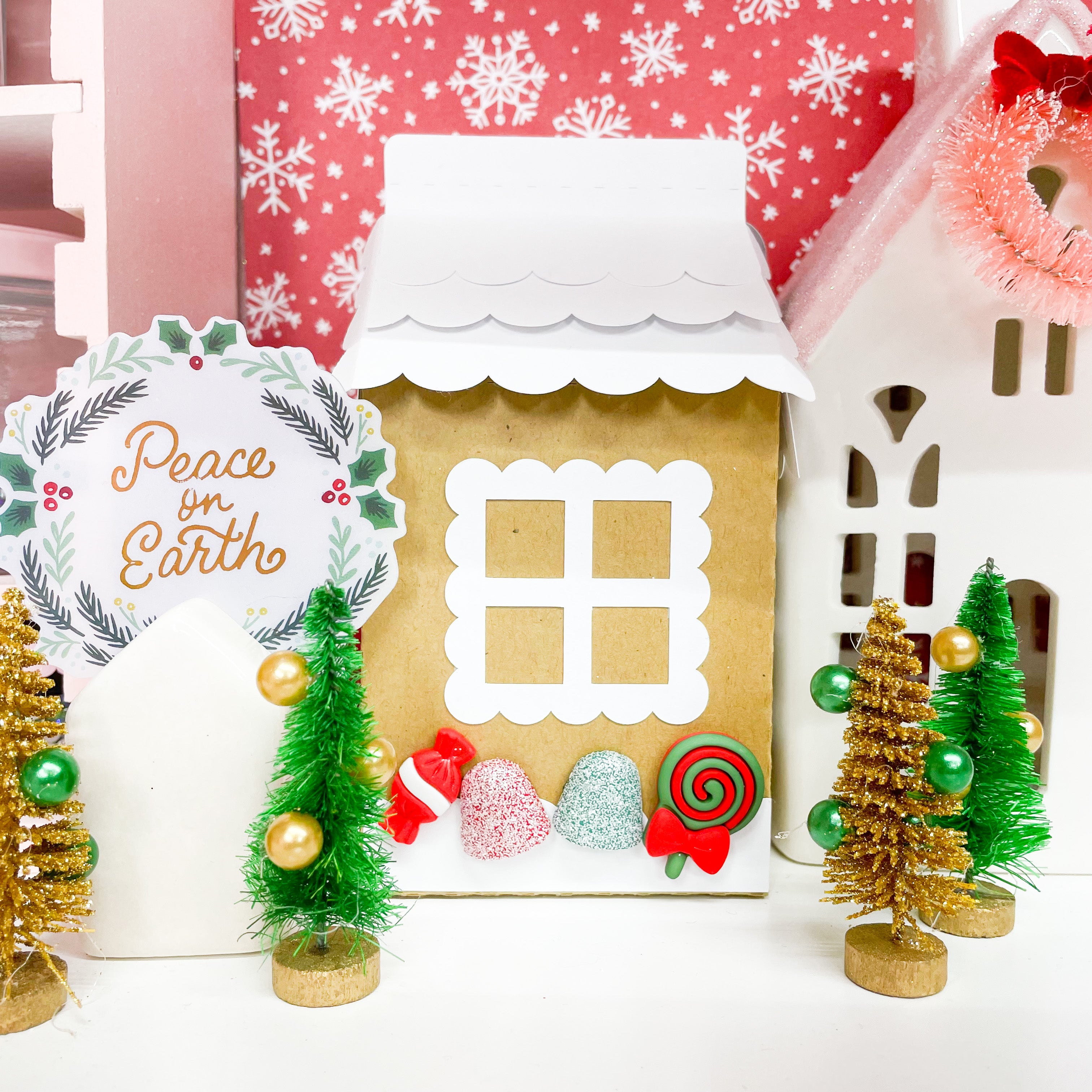 BGM_halfpearlz_gingerbreadcottage_ivypinkmade_3.jpg