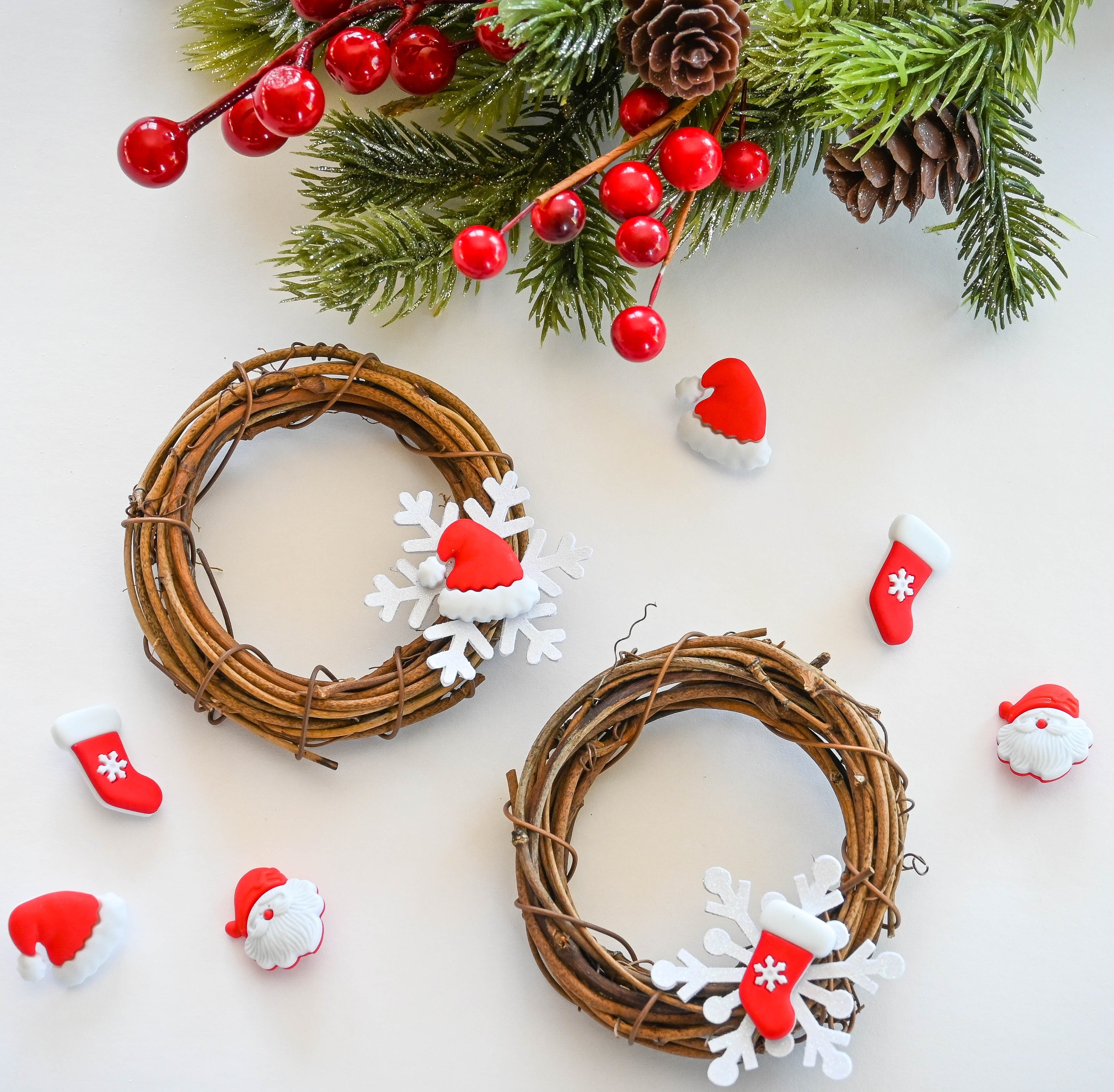 NoveltyChristmas_1876cc67-0ce1-49c8-a61c-0eccaf358242.jpg