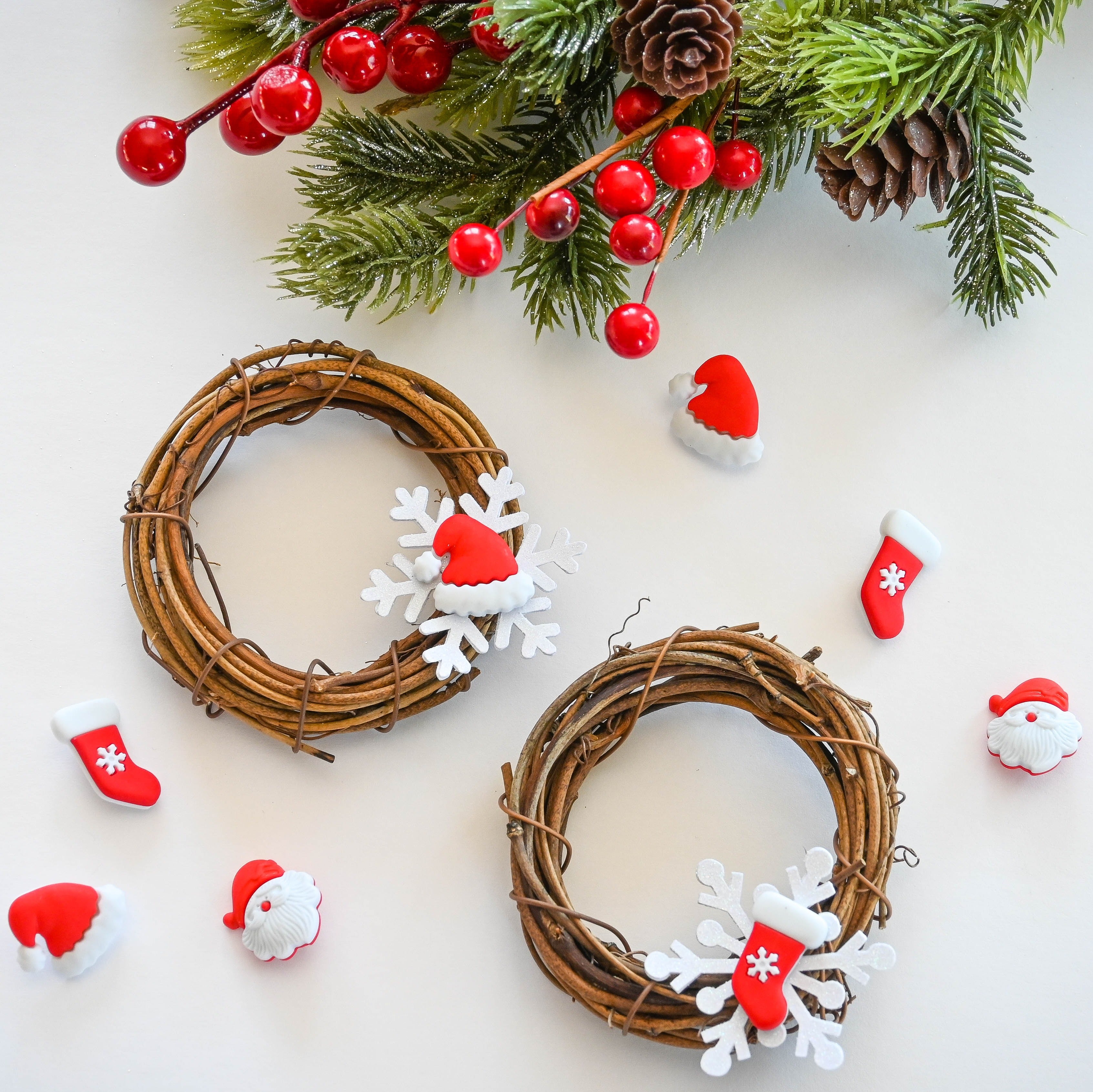 NoveltyChristmas_86a41db4-4798-44f1-88a5-218578e8d7e1.jpg