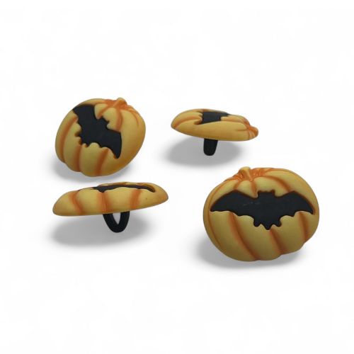 “Pumpkin with Bat Craft Button – Halloween Embellishment”
