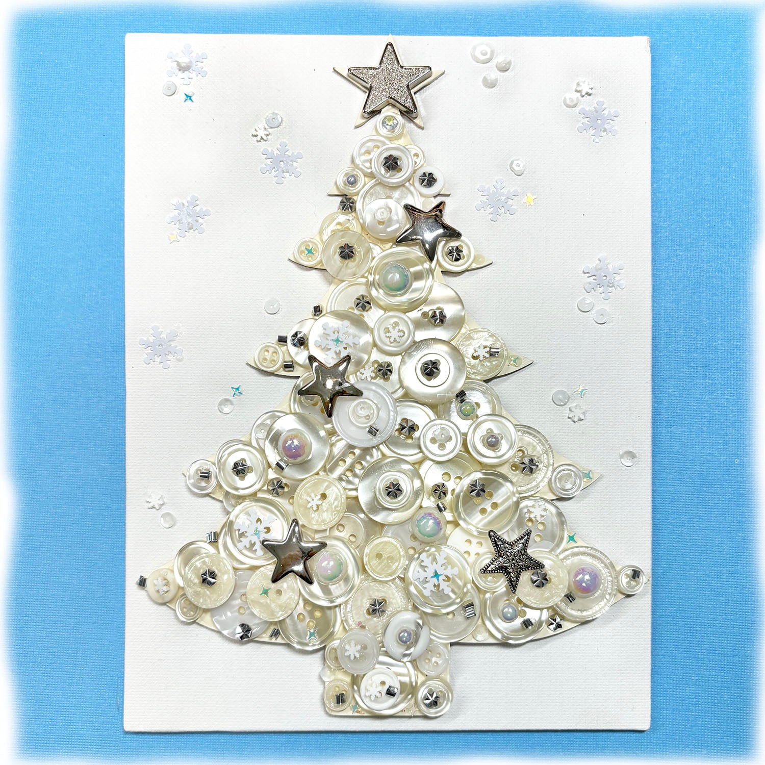 White_Xmas_Tree_2025_1500.jpg