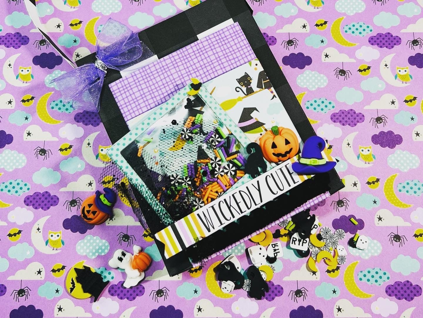 Eerie-sistible - Buttons Galore and More