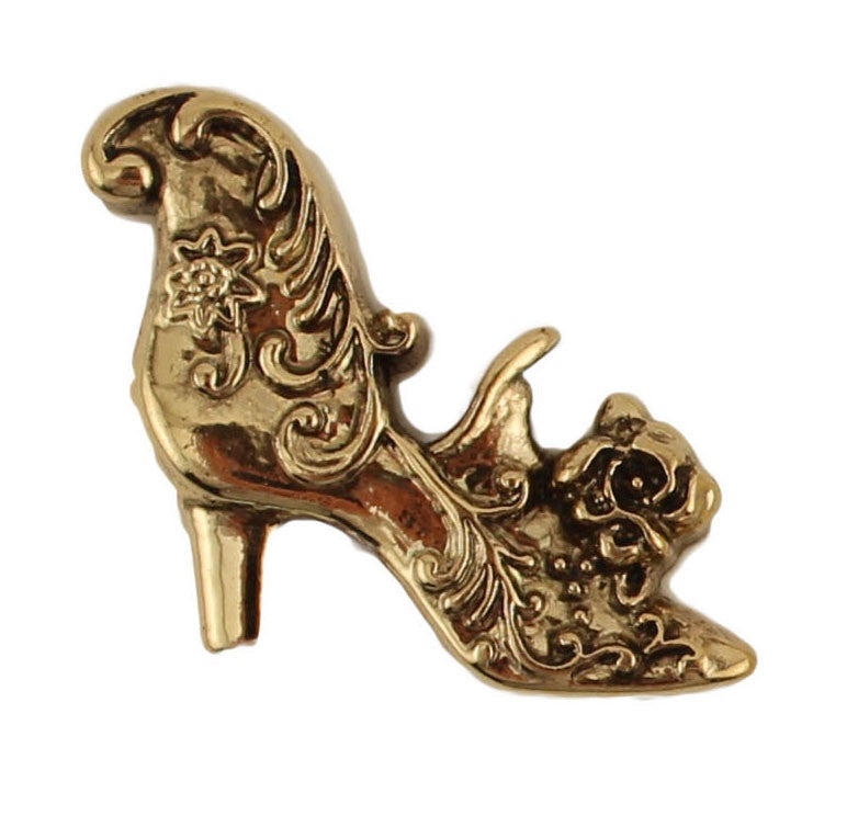 Victorian Shoe - Buttons Galore and More